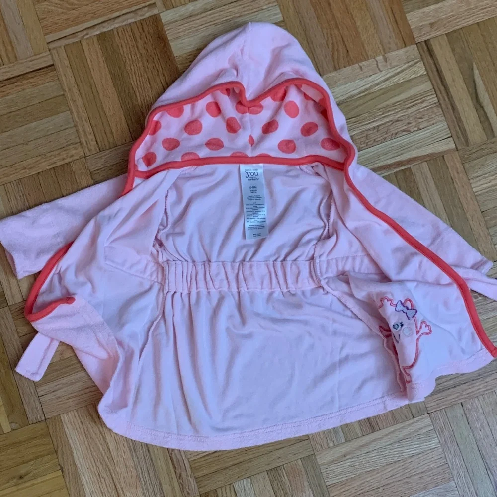 Carter's EUC Towel Robe Hooded Baby Size O-9M